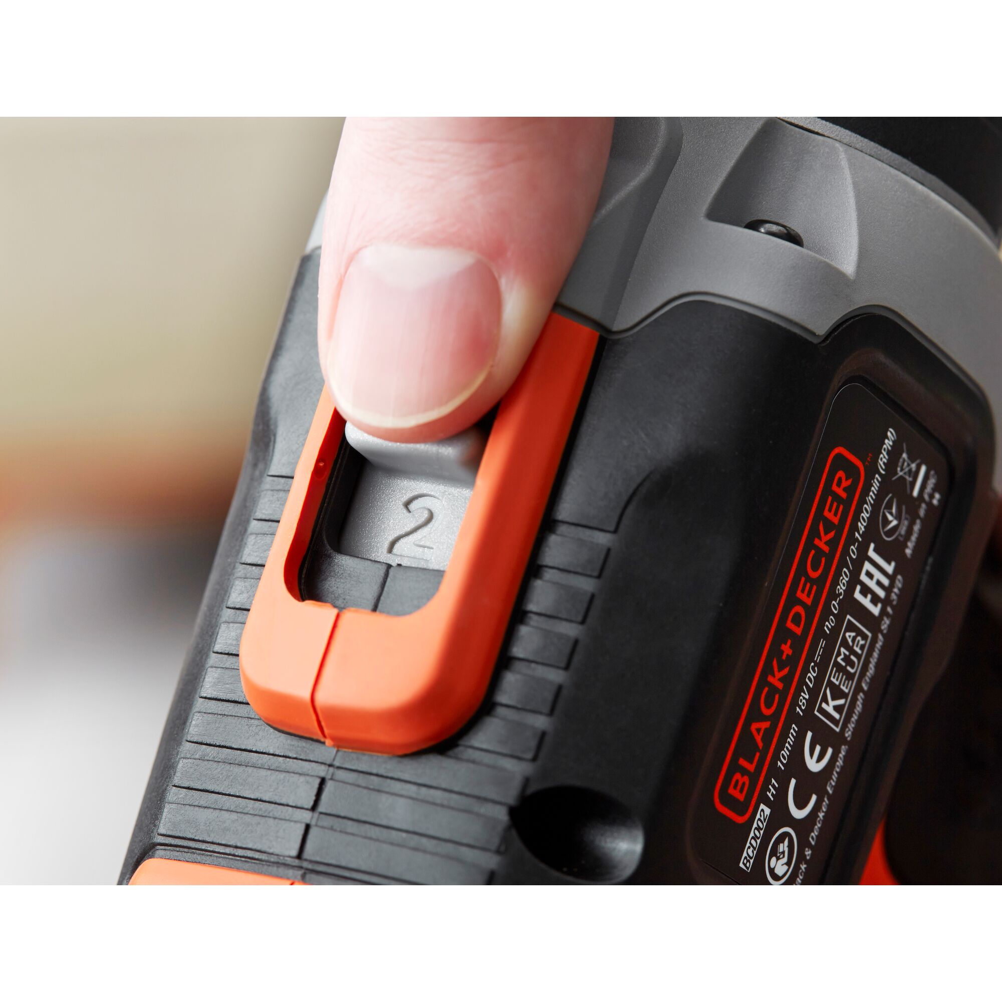 Black and decker online lithium 18v