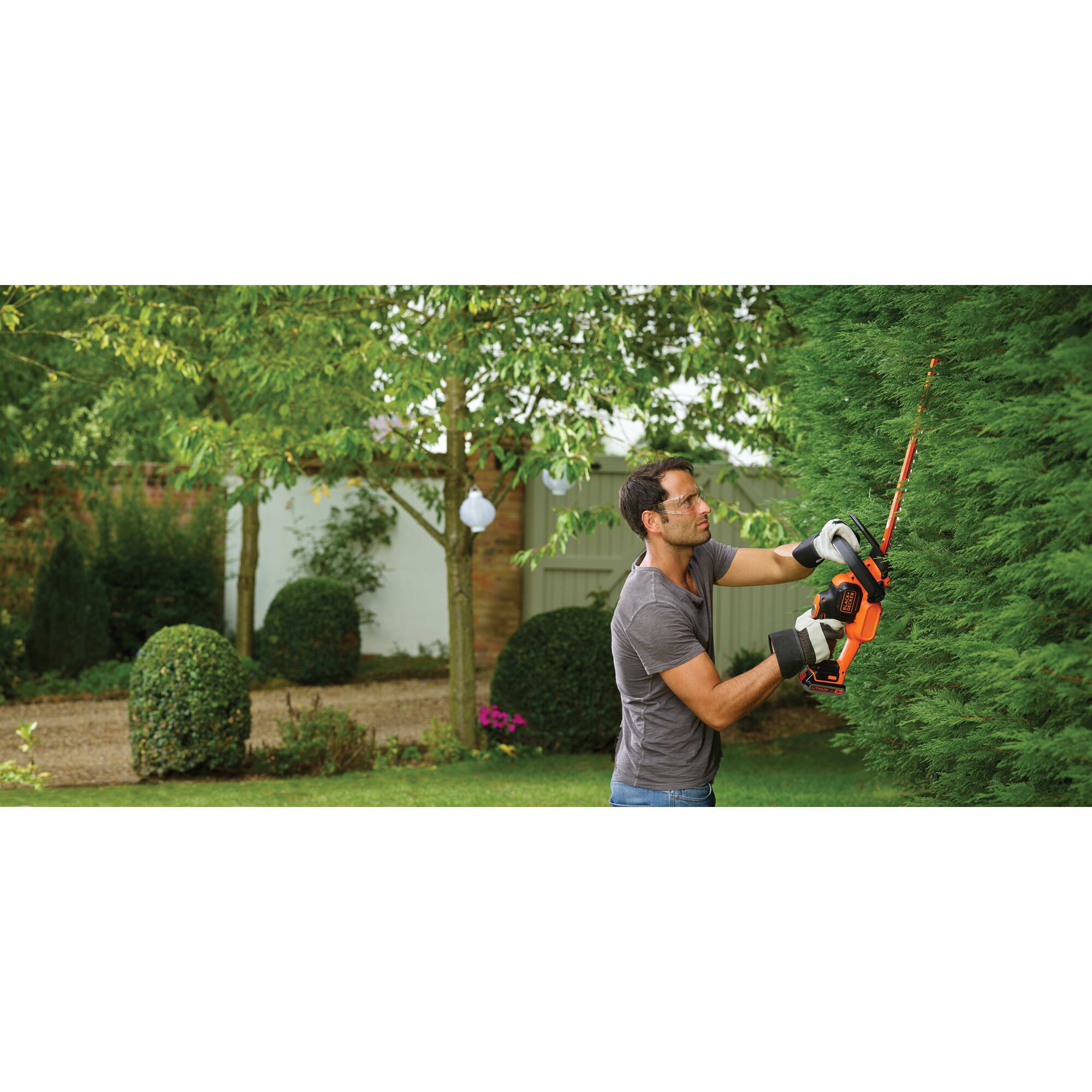 Black & decker discount 18v hedge trimmer